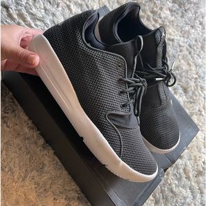 Kid’s Jordan Eclipse- Size 6.5Y (Women’s size 7.5-8)